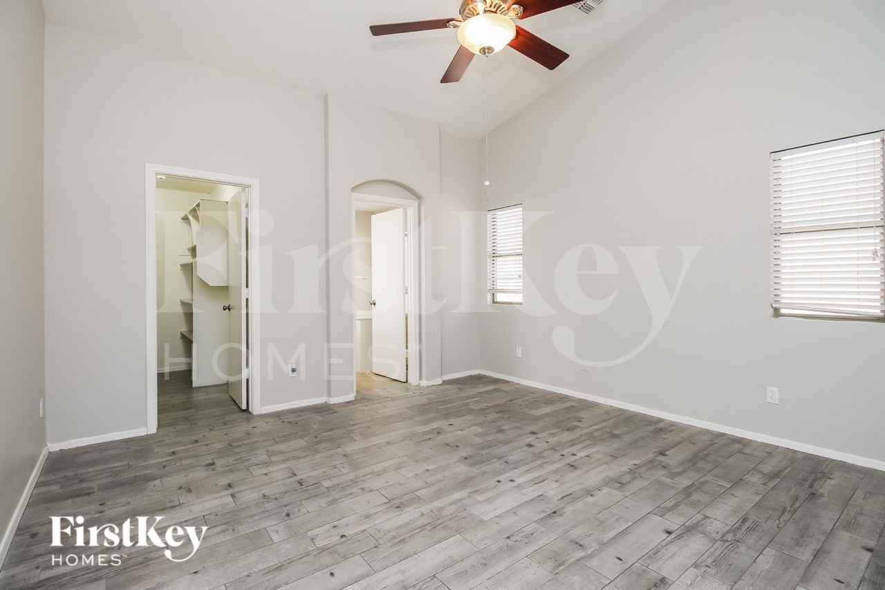 2968 E Silverbell Rd - Photo 7 of 16