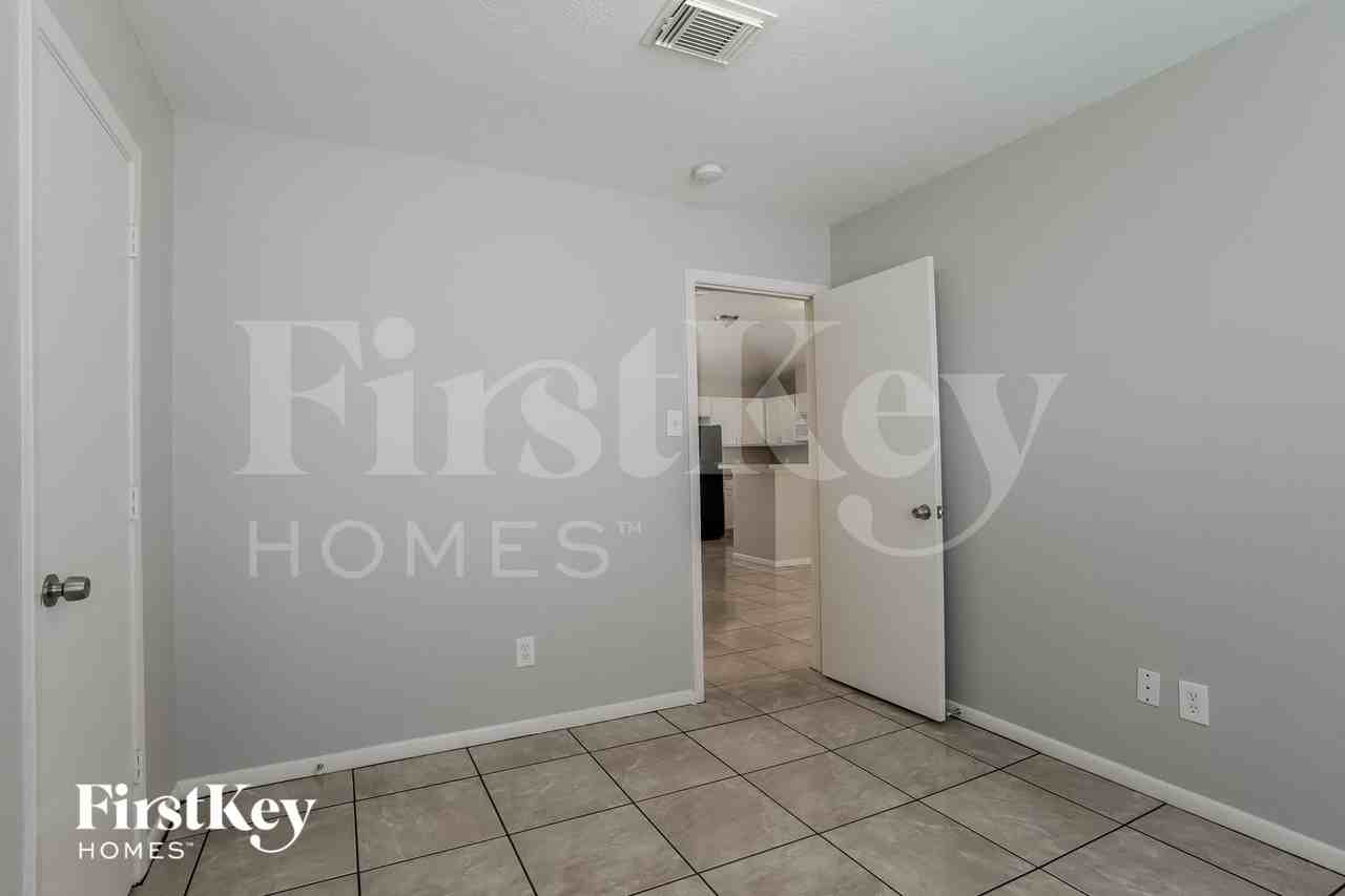19615 Plantation Tree Ct - Photo 6 of 15