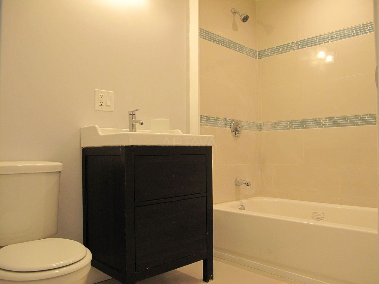 163 Main St #1 - Photo 3 of 11