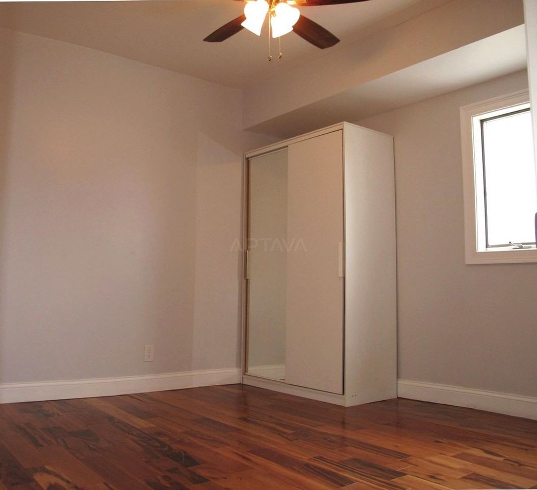 163 Main St #1 - Photo 6 of 11