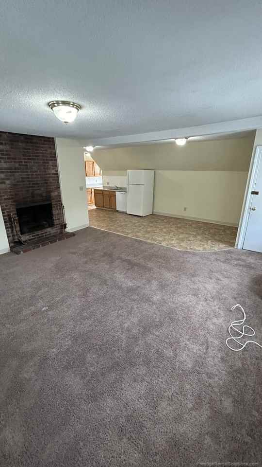 80 Robbins St #5 - Photo 4 of 29