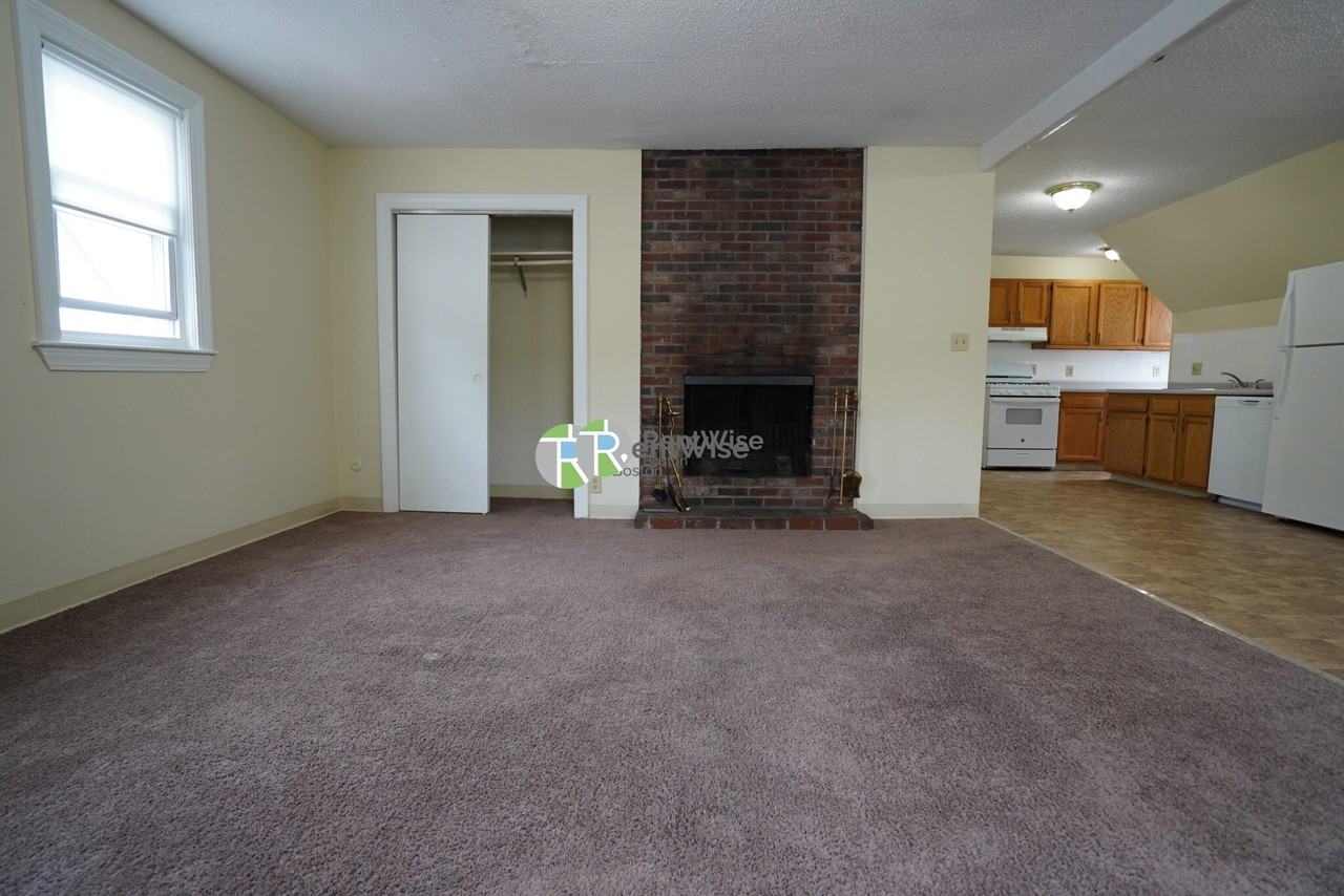 80 Robbins St #5 - Photo 3 of 38