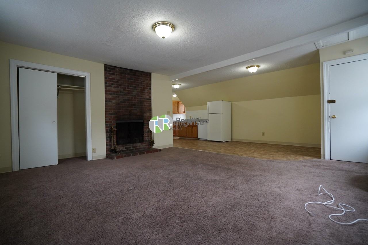 80 Robbins St #5 - Photo 4 of 38
