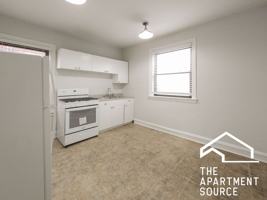 featured image of 2334 W School St #2