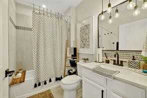 3571 Carriage Pointe Cir - Photo 2 of 8