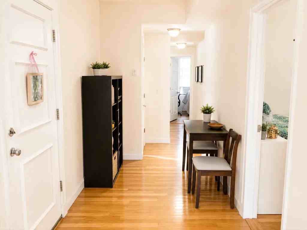 1932 Beacon St #5 - Photo 7 of 26