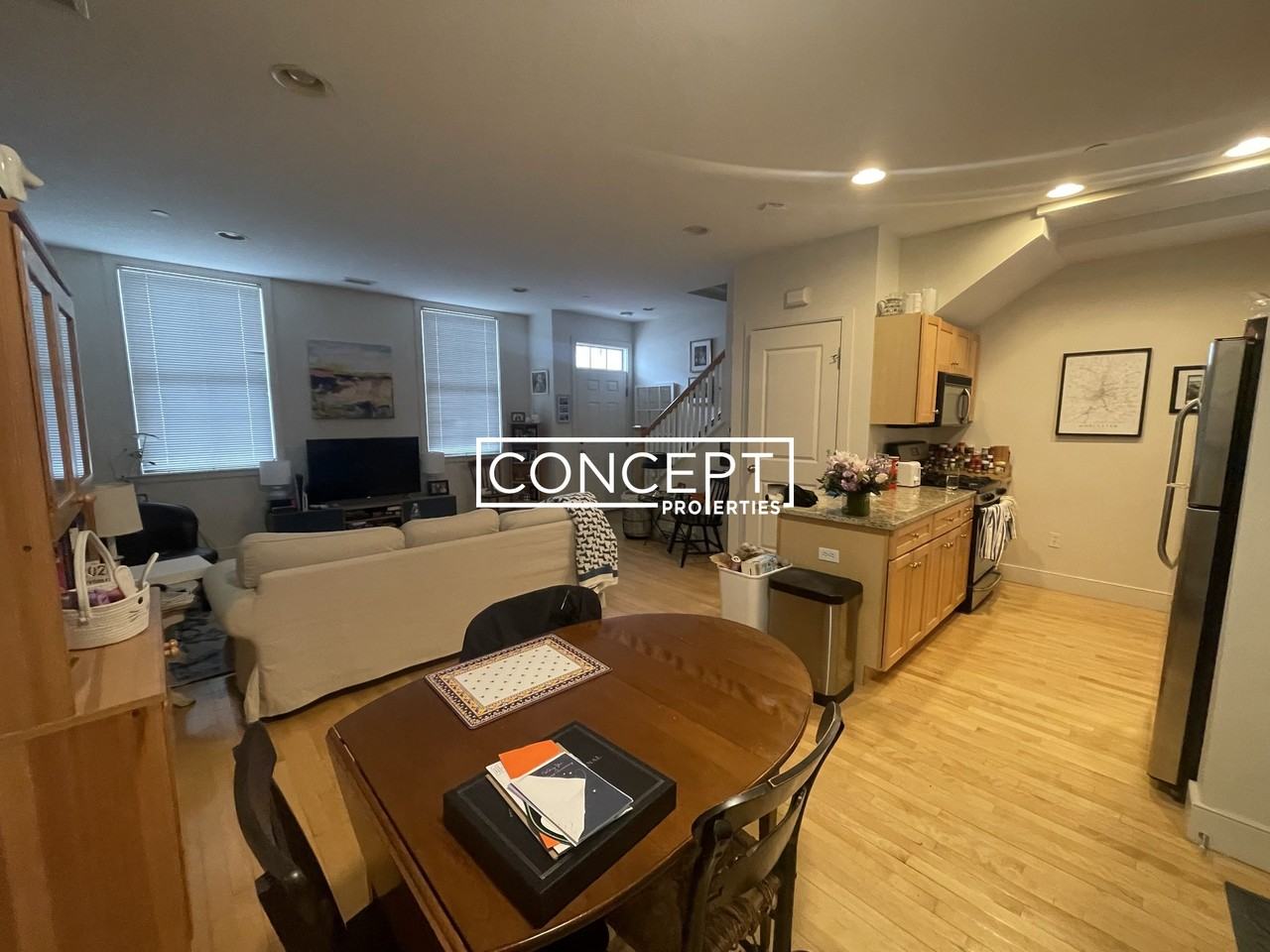 110 2nd St #111
