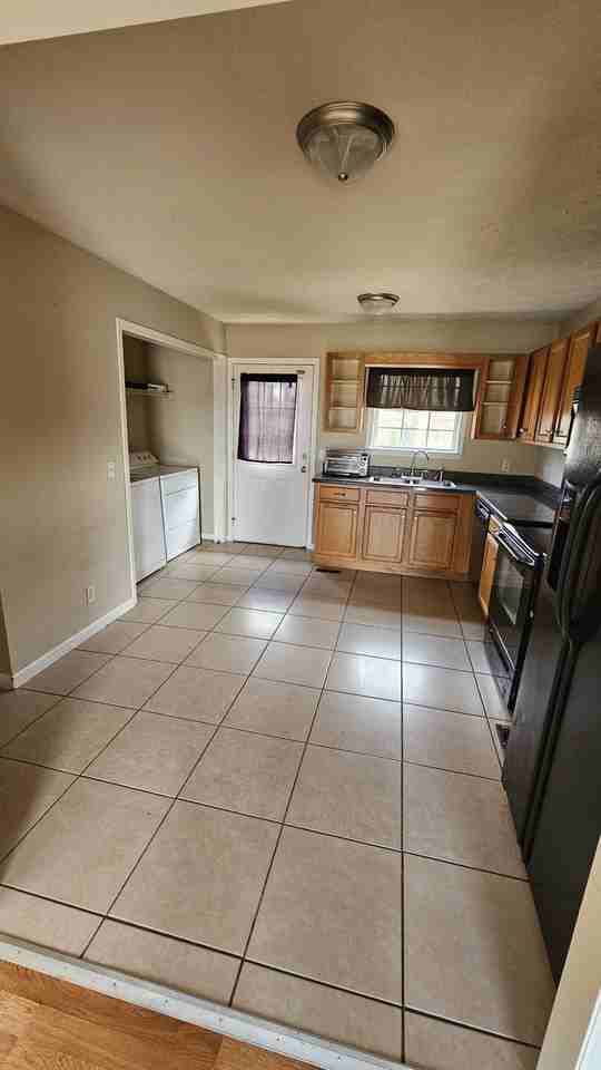 111 Dixie Ct - Photo 4 of 7