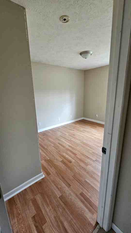111 Dixie Ct - Photo 5 of 7