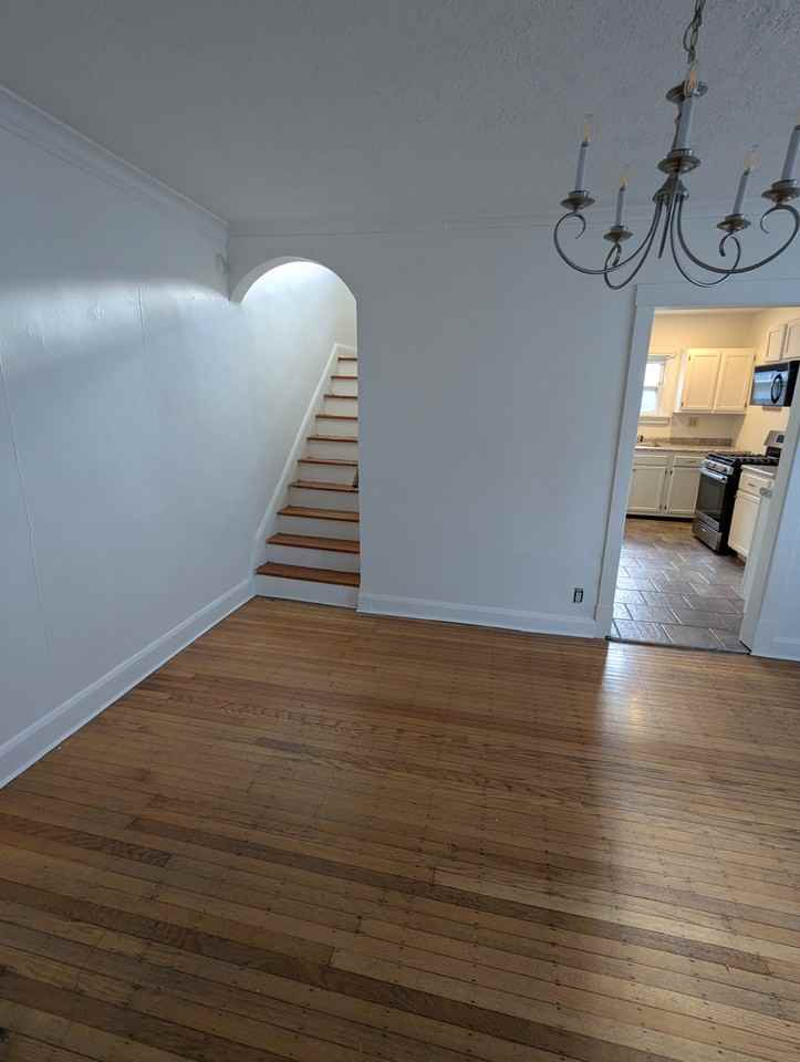 5161 N Park Ave - Photo 4 of 10
