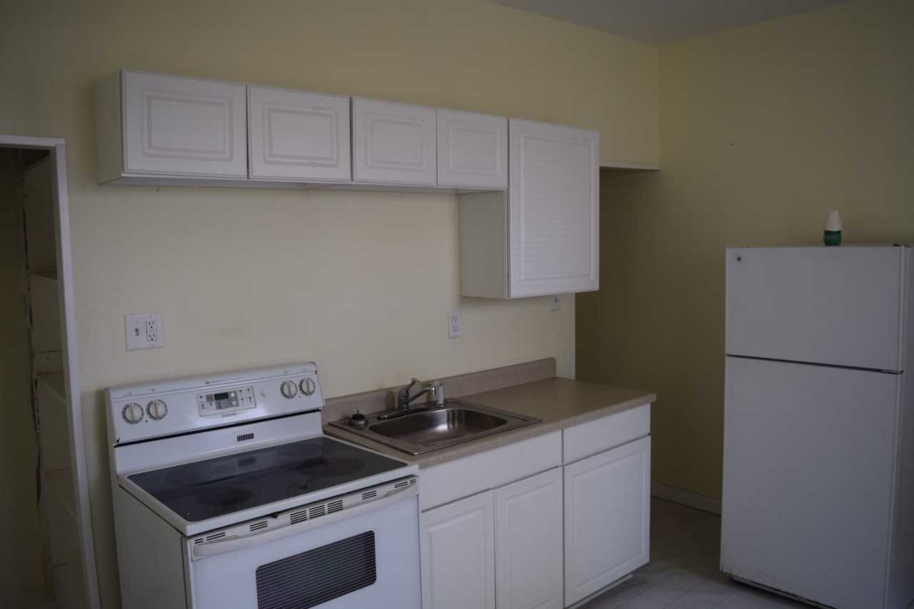 704 Main St #704-5 - Photo 3 of 9