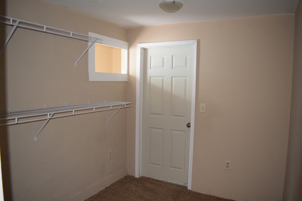 704 Main St #704-5 - Photo 5 of 9