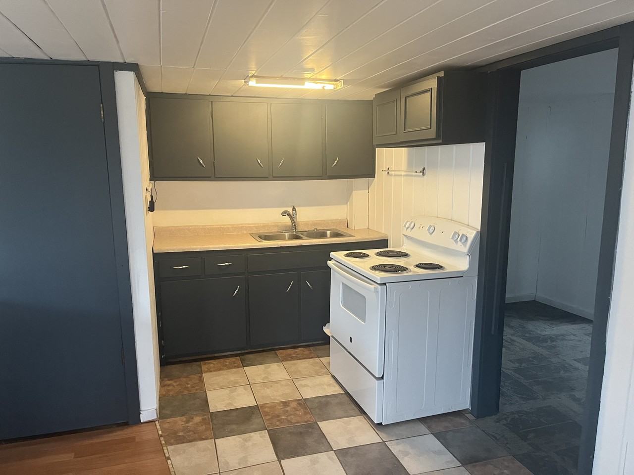 2806 Madonna Dr #C - Photo 2 of 15