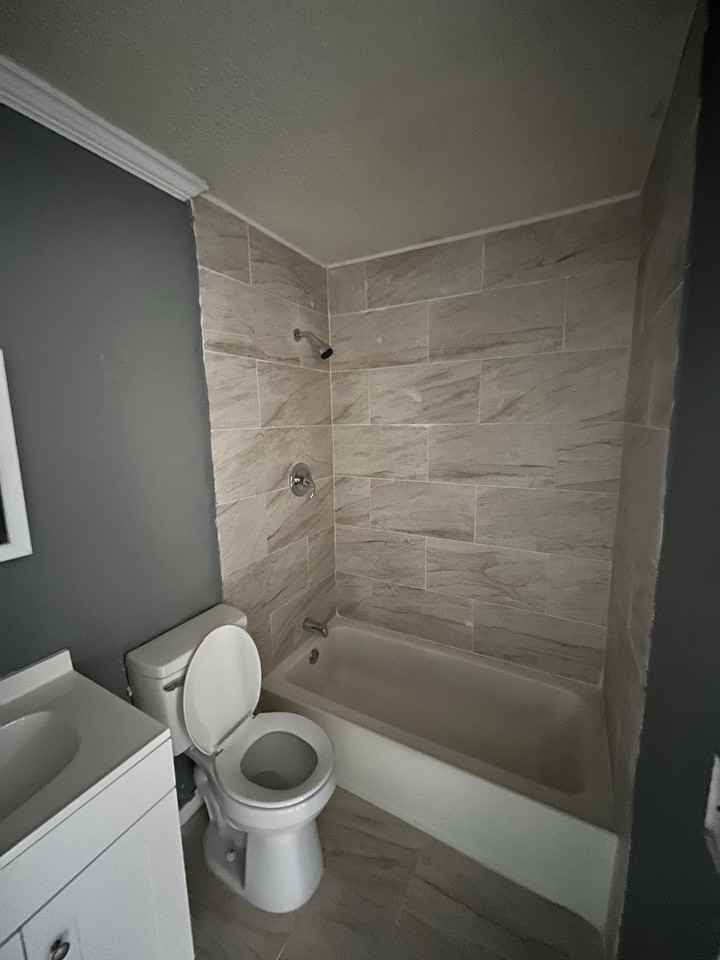 202 Forrest Ave - Photo 6 of 7