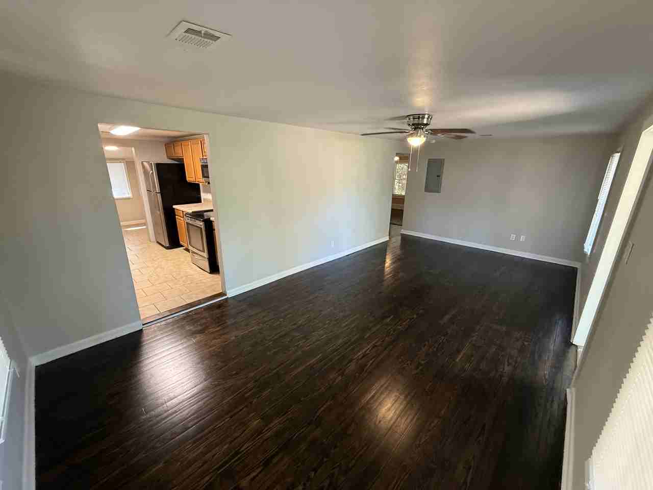 3517 Hardee Ave - Photo 3 of 14
