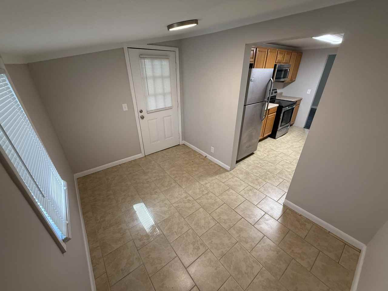 3517 Hardee Ave - Photo 7 of 14