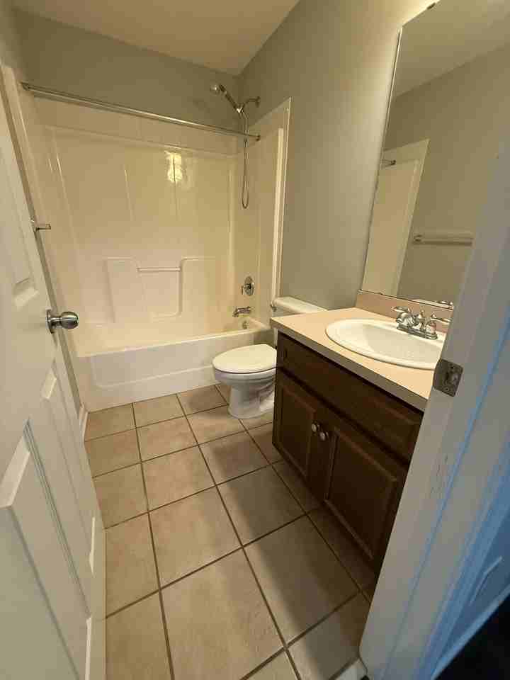 8030 Santee Ct - Photo 3 of 18