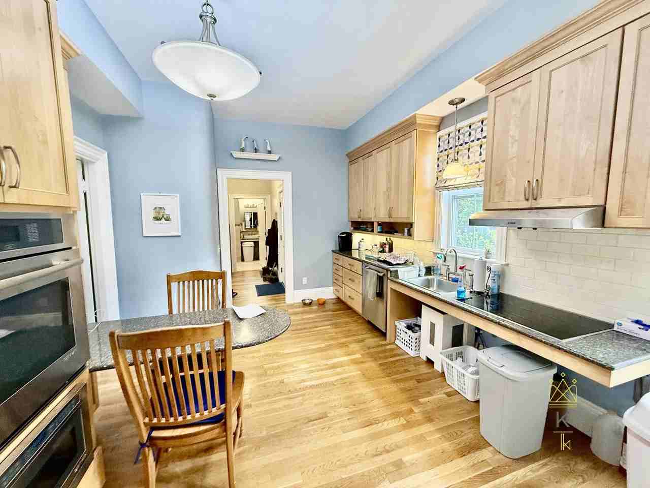 77 Fair Oaks Ave #1 - Photo 6 of 14
