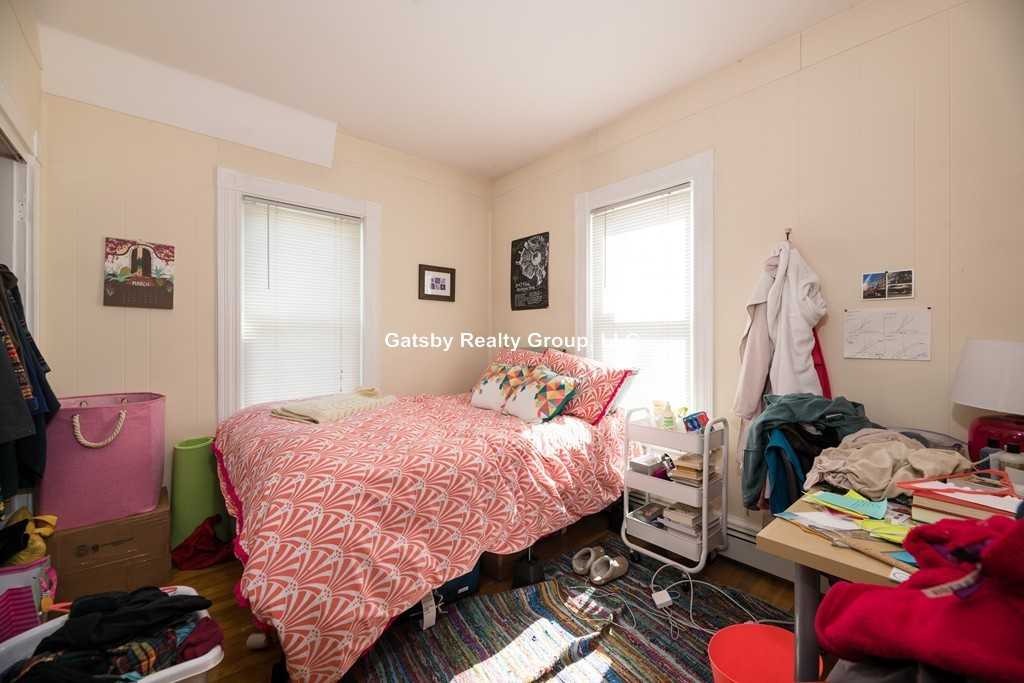 1618 Bristol St #1 - Photo 7 of 12