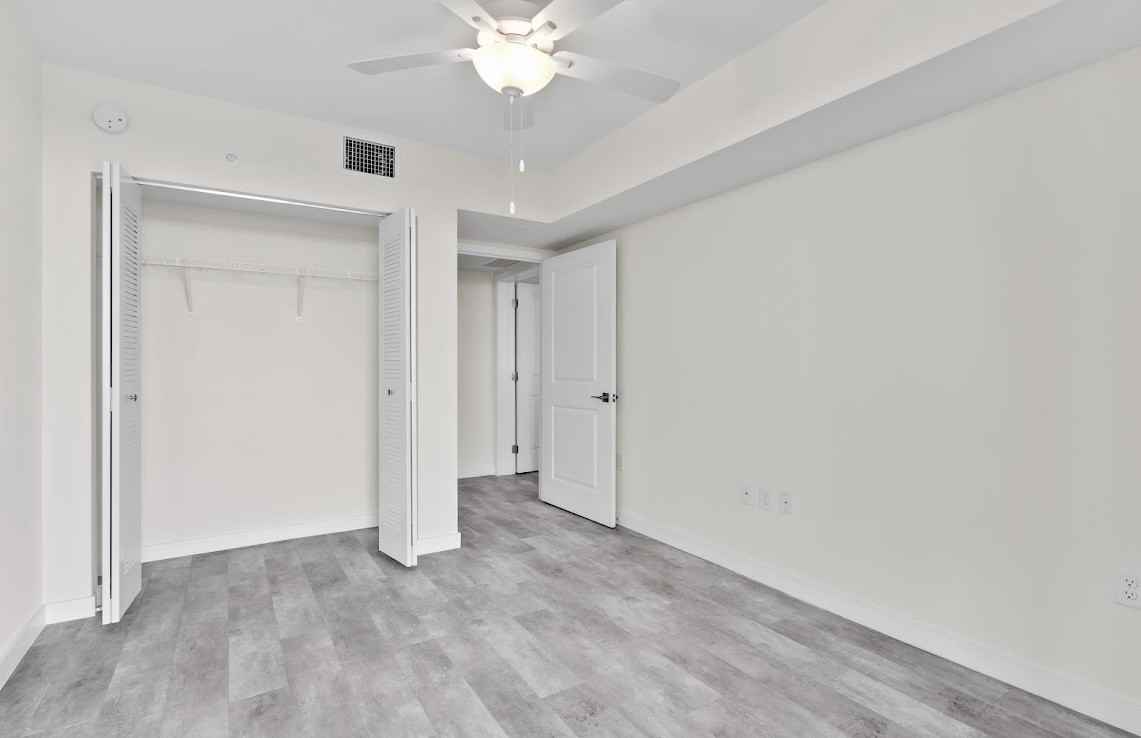 760 W 75th St #206 - Photo 3 of 17