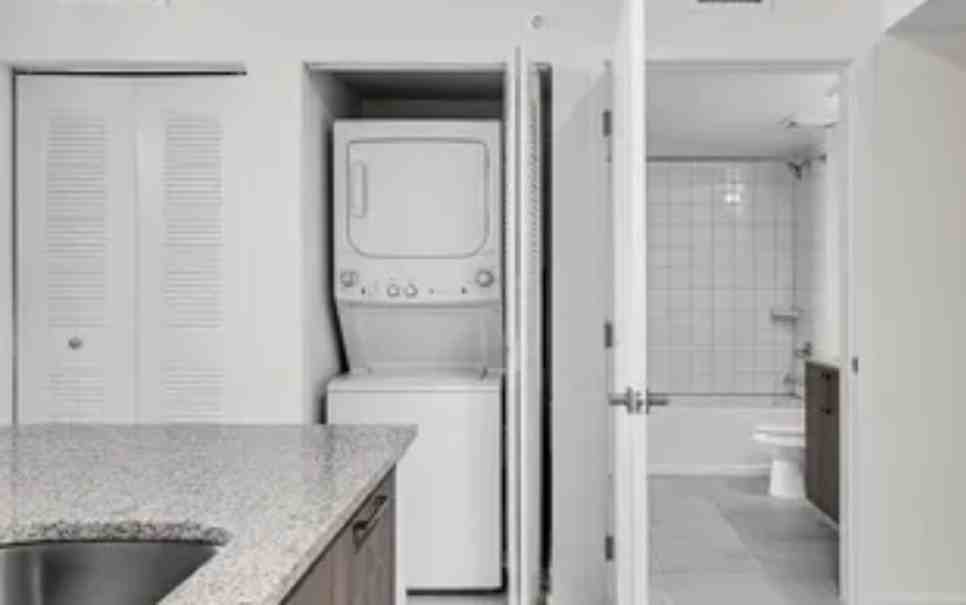 760 W 75th St #206 - Photo 5 of 17
