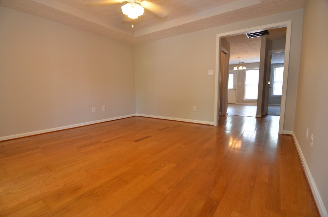 Garden Pointe Dr - Photo 2 of 13