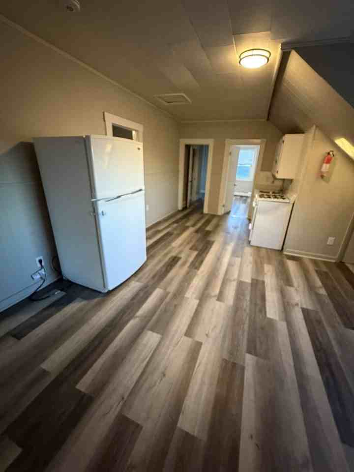 161 Maxfield St #3 - Photo 4 of 9