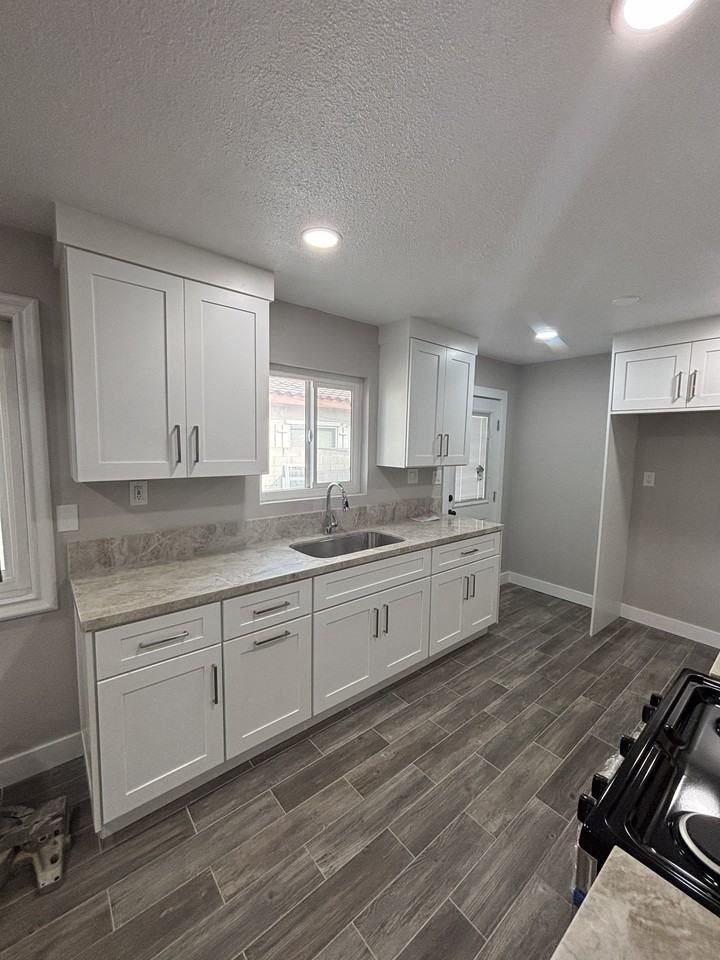 9420 Olive St - Photo 7 of 19