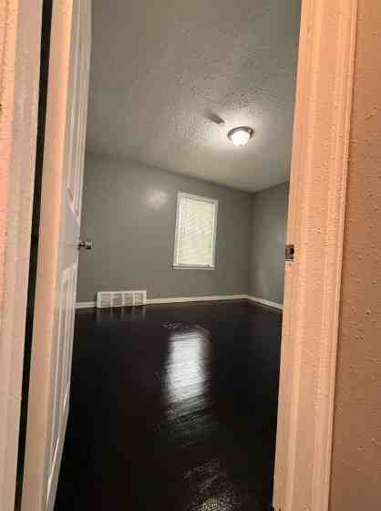 8627 Stout St - Photo 5 of 8