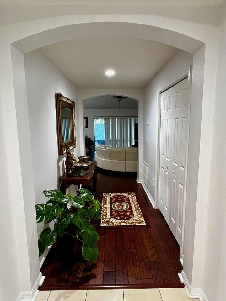 5933 Desert Peace Ave - Photo 3 of 31