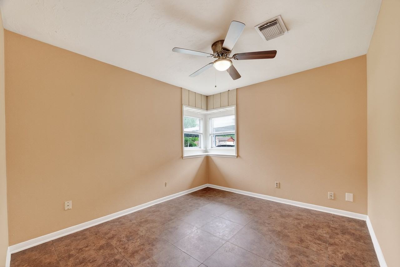 4826 Redfish Reef Dr - Photo 6 of 32