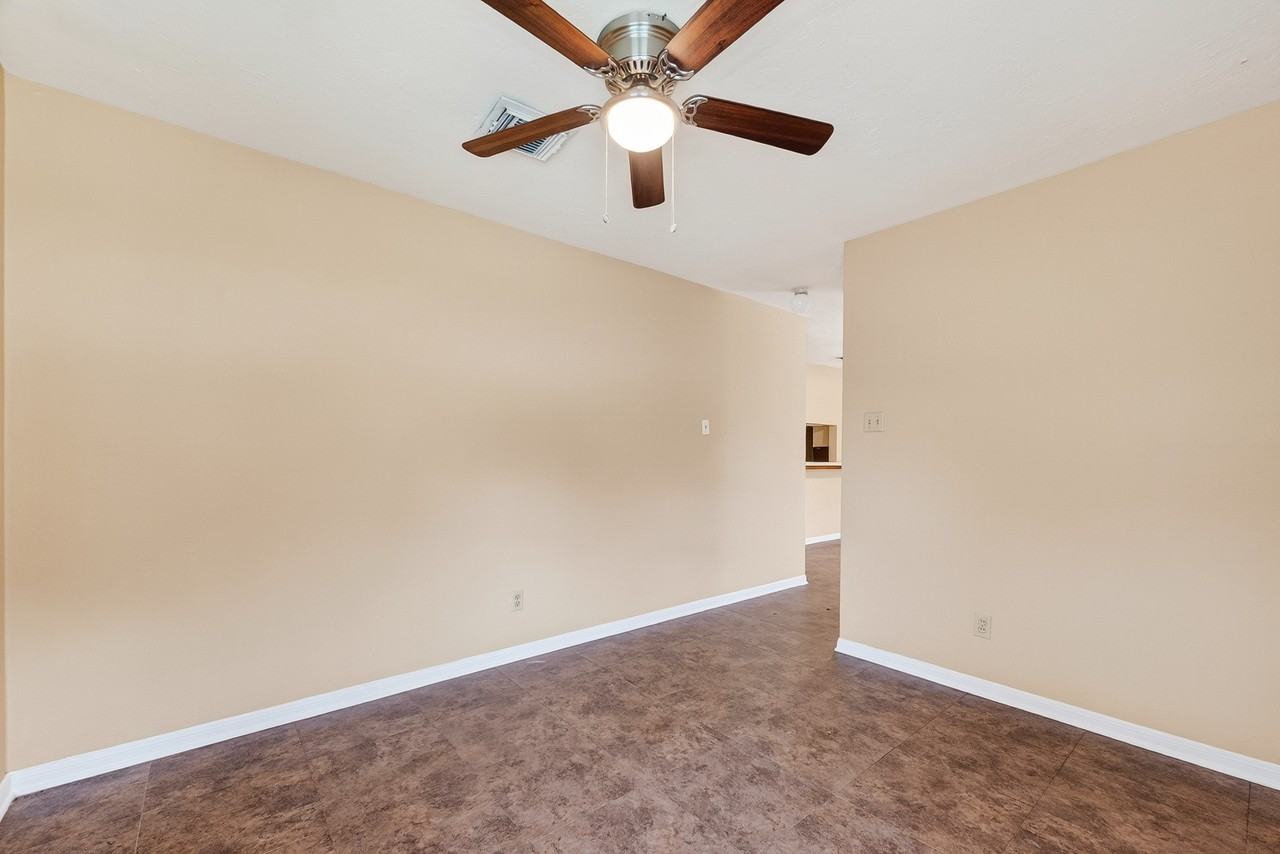 4826 Redfish Reef Dr - Photo 7 of 32