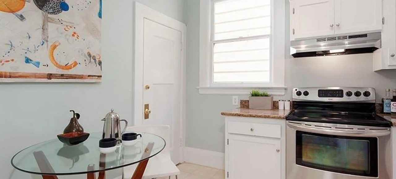 206 Steiner St #4 - Photo 6 of 7