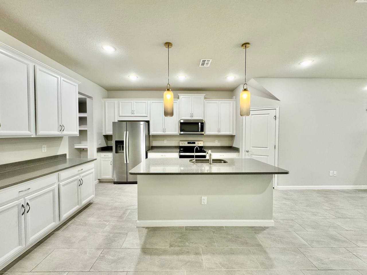 8509 Primrose Willow Pl - Photo 6 of 35