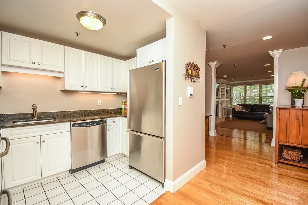 300 Allston St - Photo 2 of 15