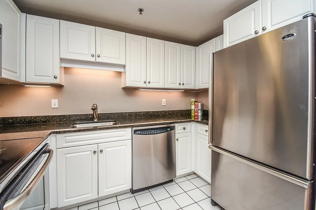 300 Allston St - Photo 3 of 15