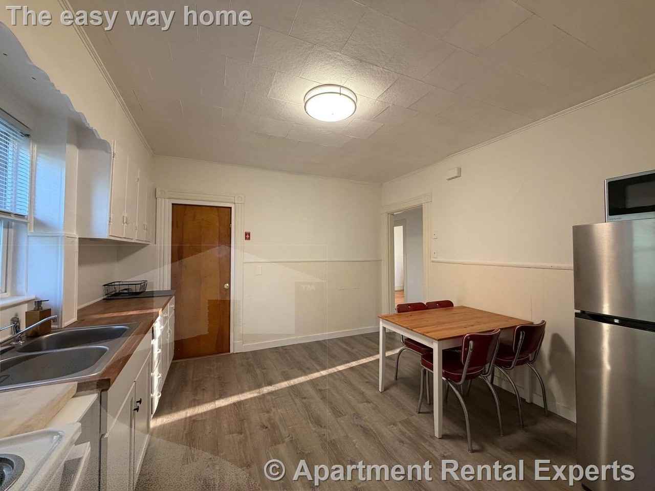 87 Marshall St #1 - Photo 3 of 11