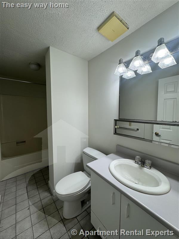 175 Beacon St #G03 - Photo 6 of 8