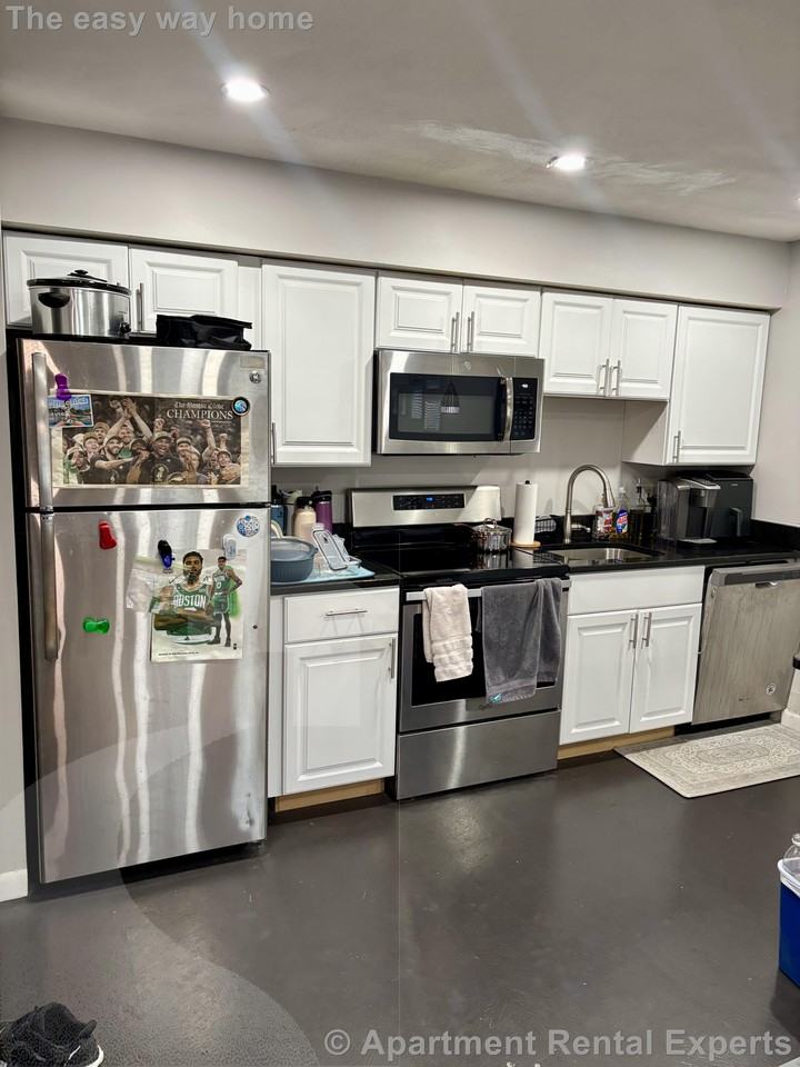 10 Roberts St #34 - Photo 2 of 17