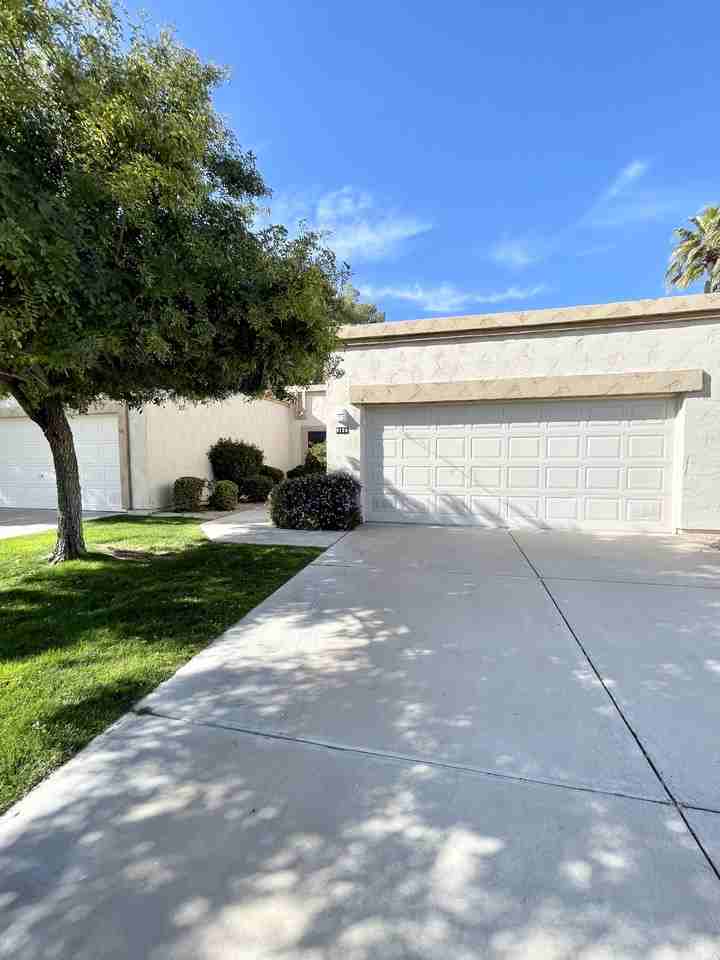 9126 W Kimberly Way - Photo 2 of 21