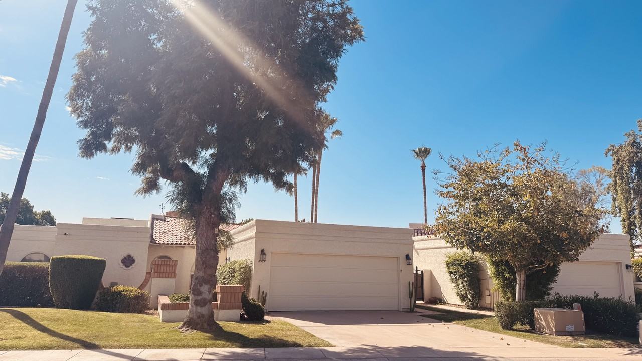8915 N 84th Way - Photo 2 of 22
