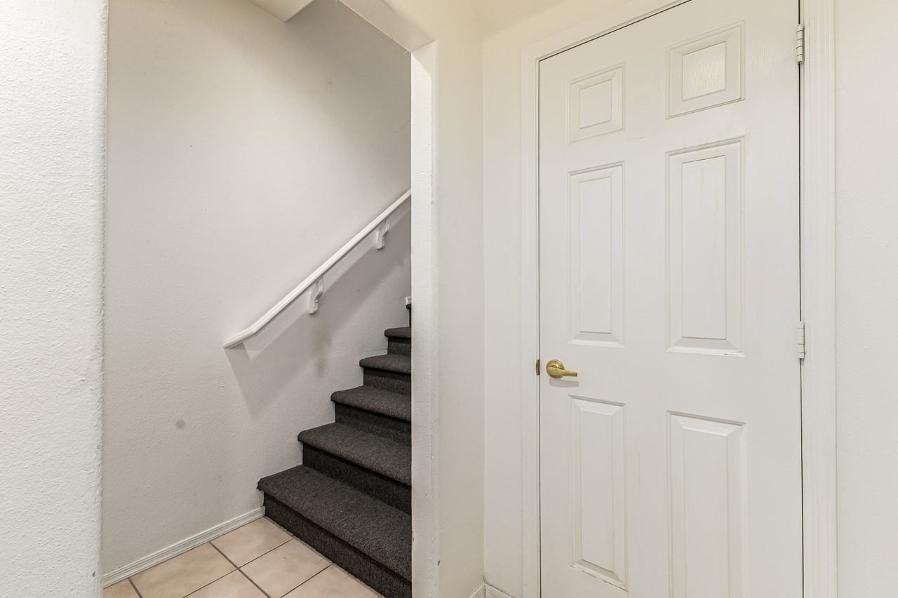 7550 E Earll Dr #74 - Photo 2 of 30