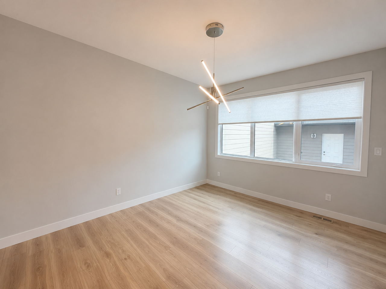 118 Salisbury Way - Photo 4 of 25