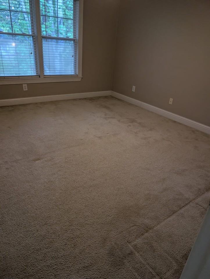 2223 Oak Hill Village Ln - Photo 3 of 8