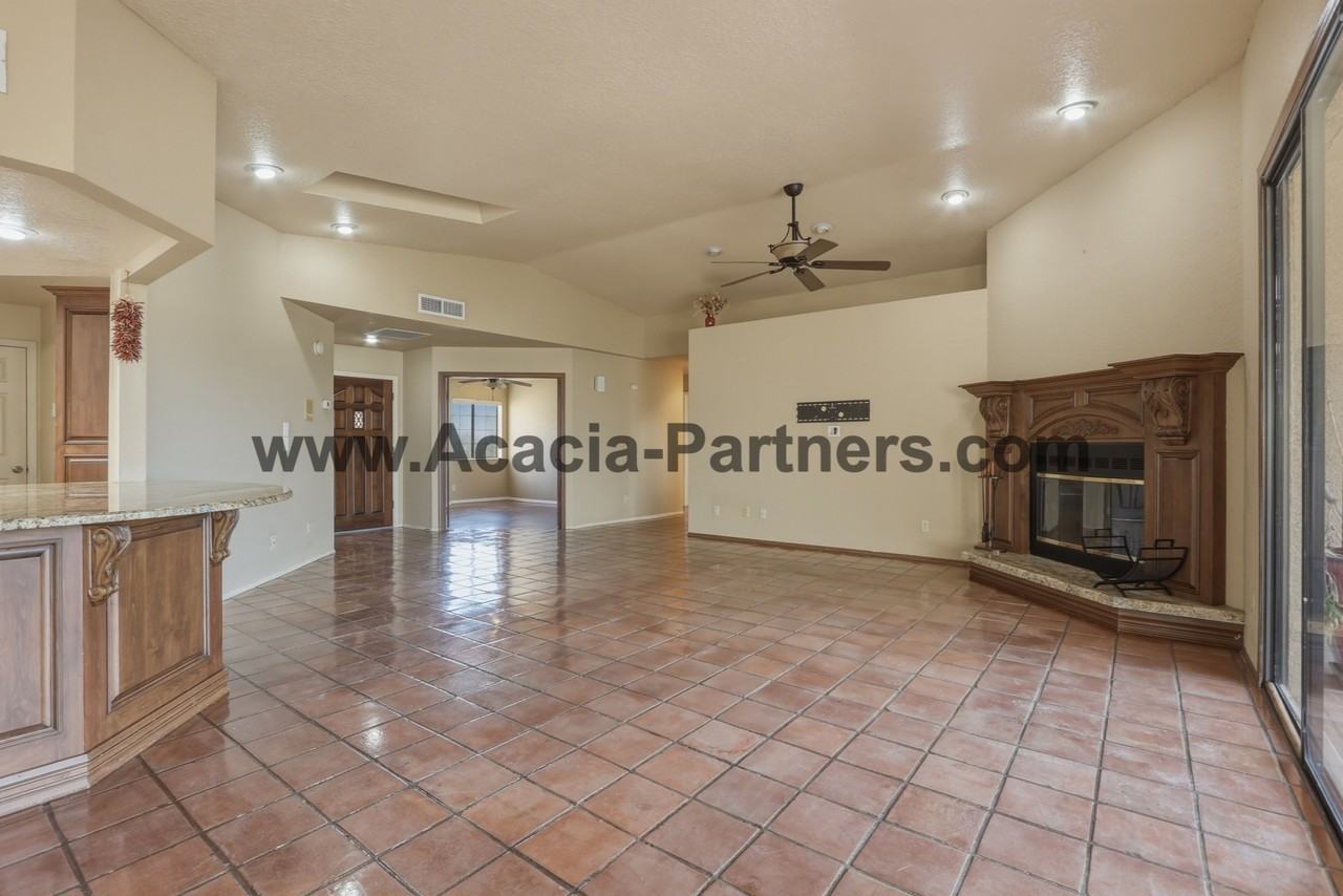 4221 N Summer Set Dr - Photo 6 of 27