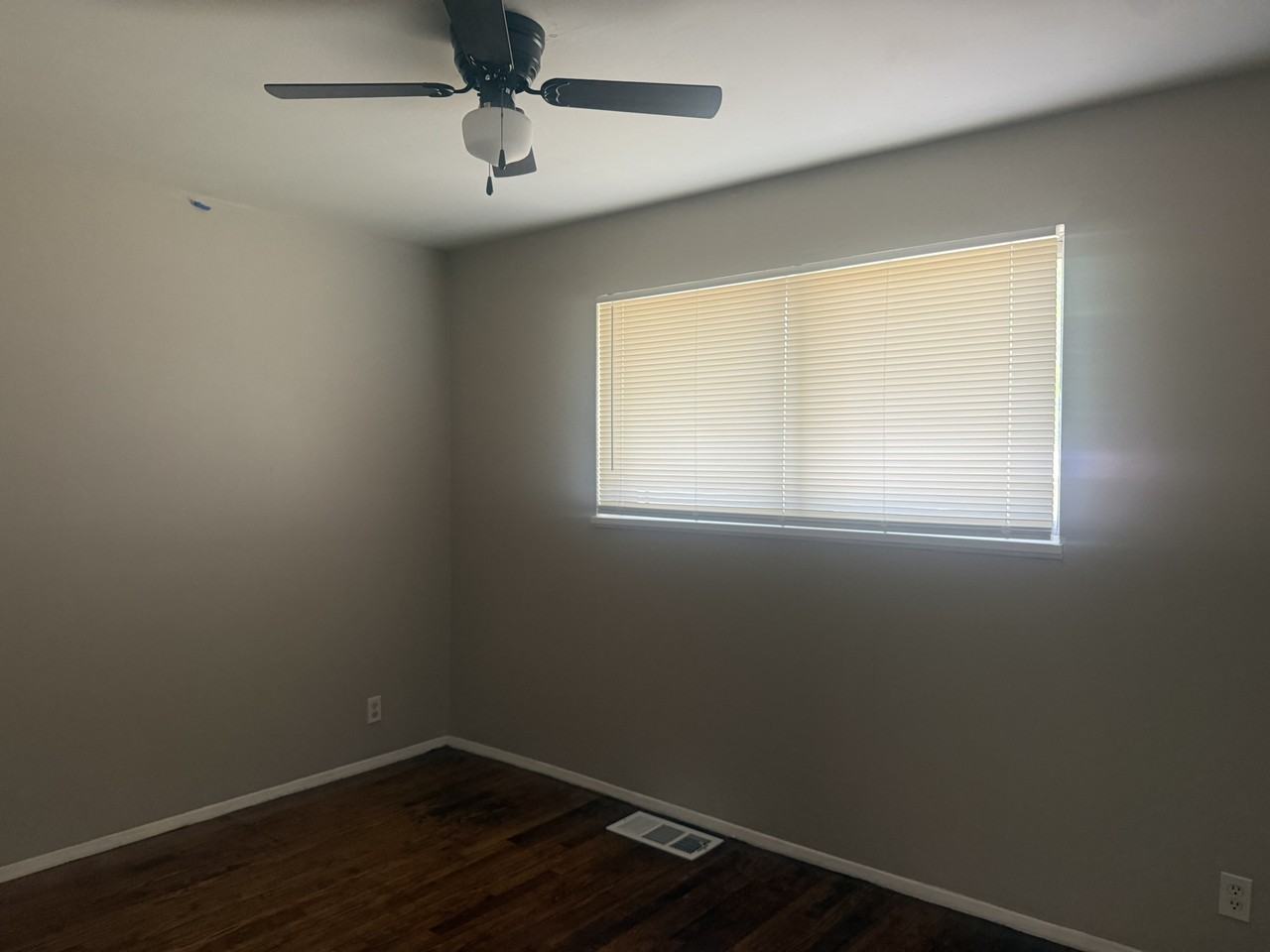 10311 Nashua Dr - Photo 4 of 8