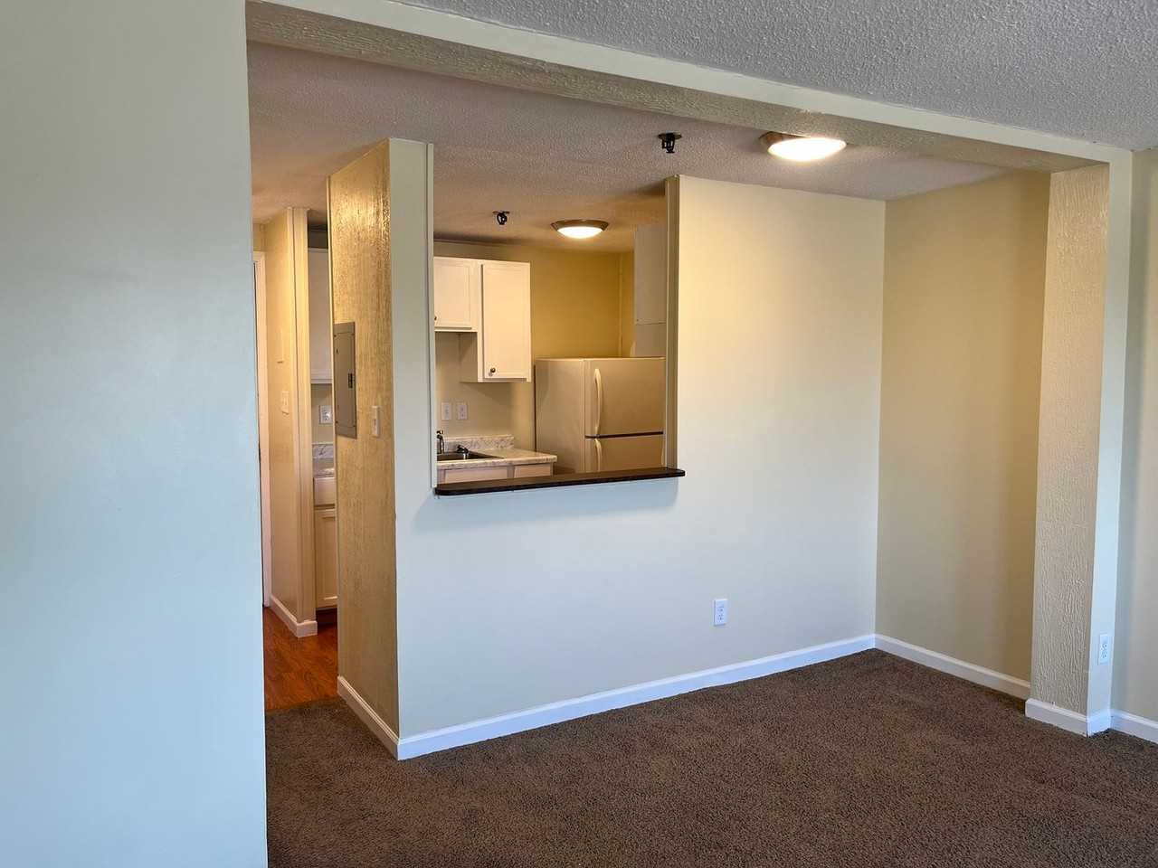 Sutton Place - Photo 2 of 10