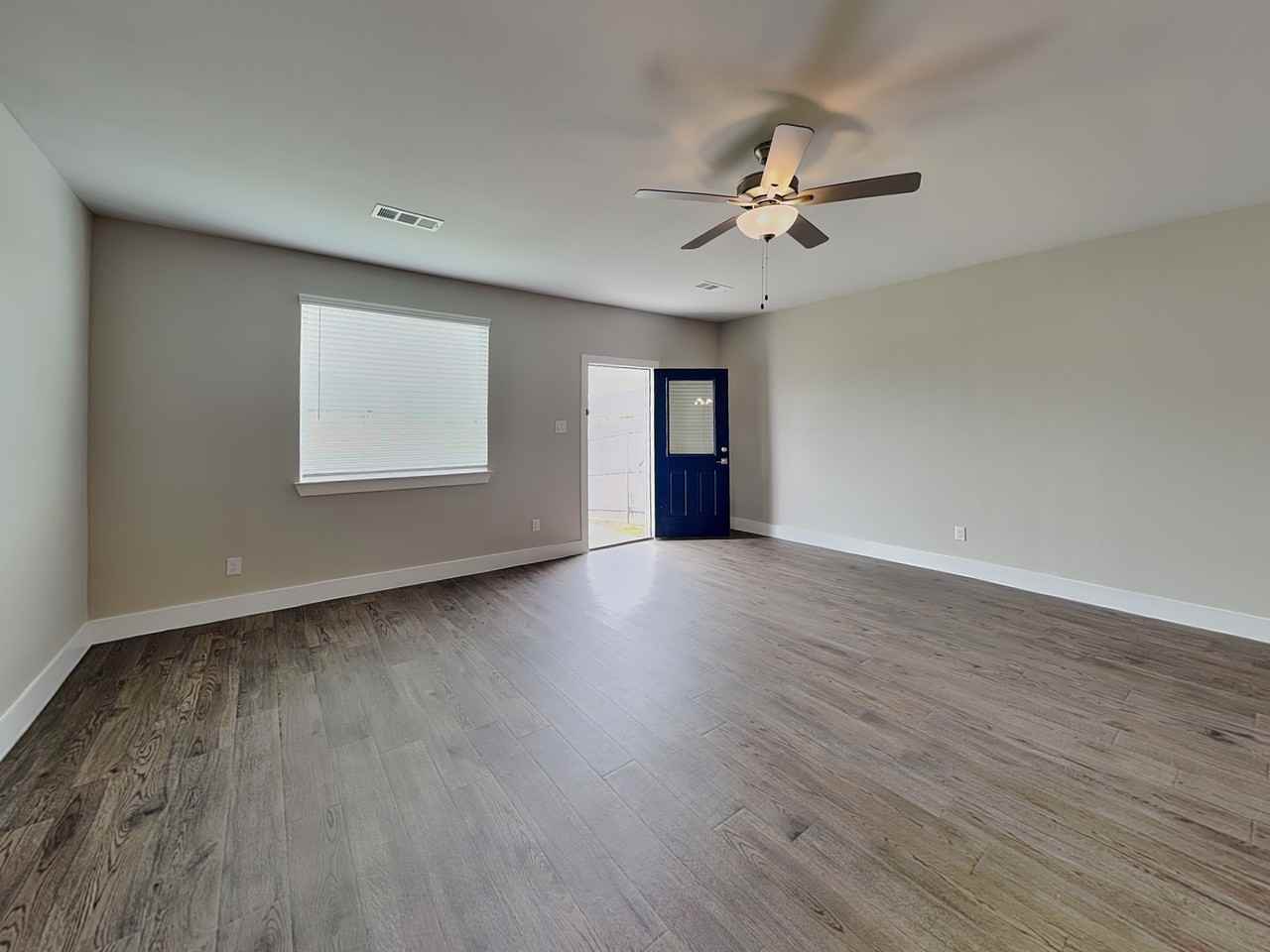 3400 New York Ave - Photo 3 of 18