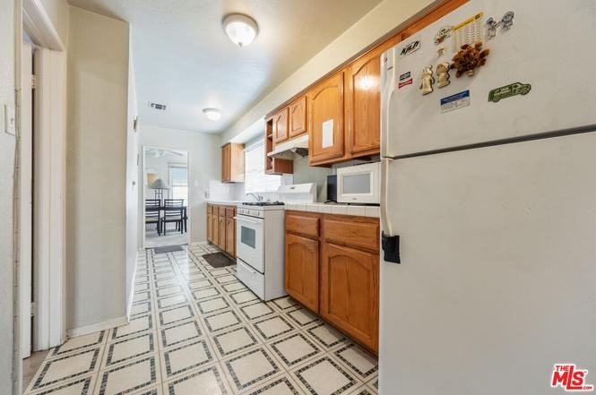 6621 5th Ave - Photo 4 of 17