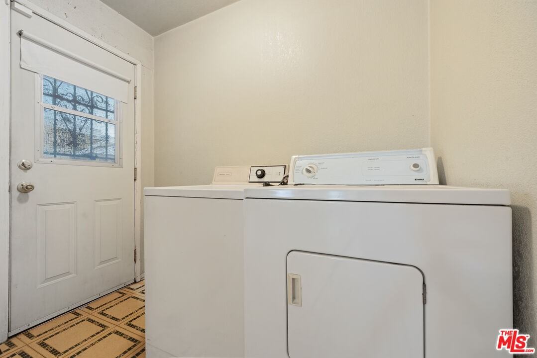 6621 5th Ave - Photo 6 of 17